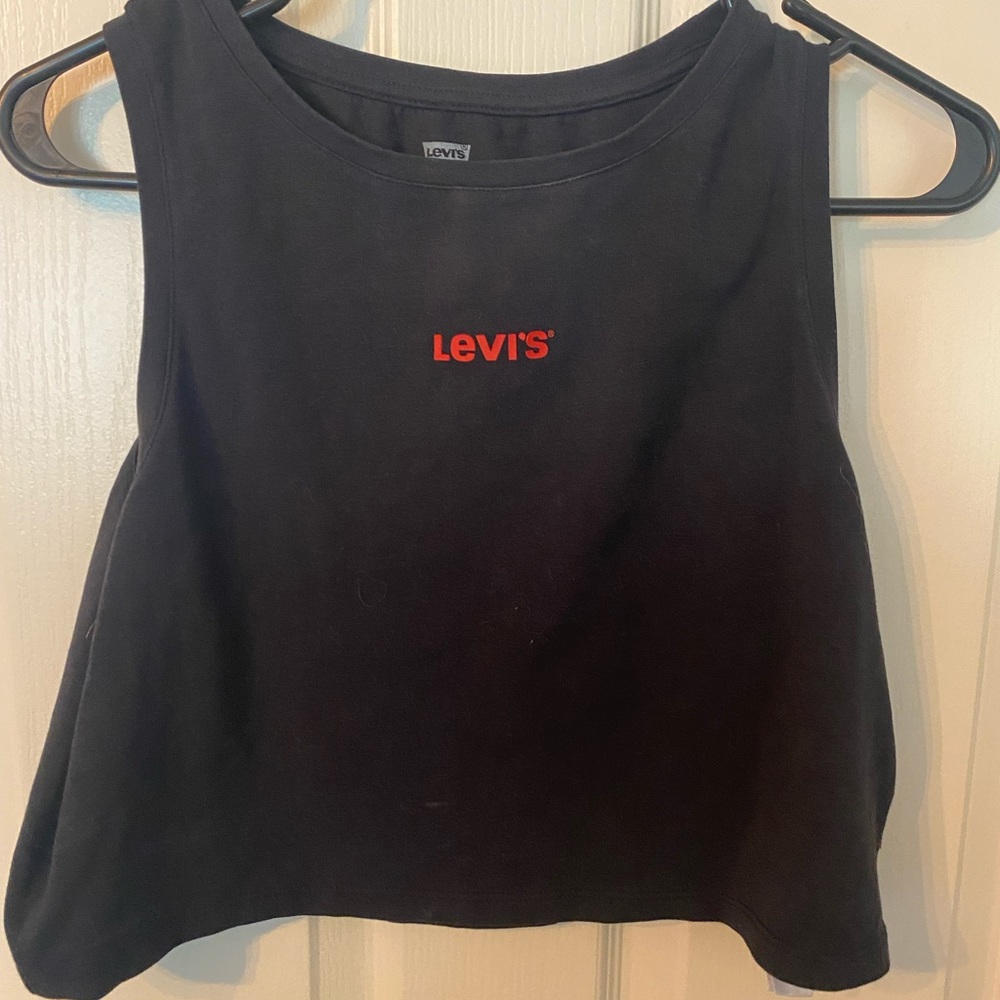 Levi’s crop top